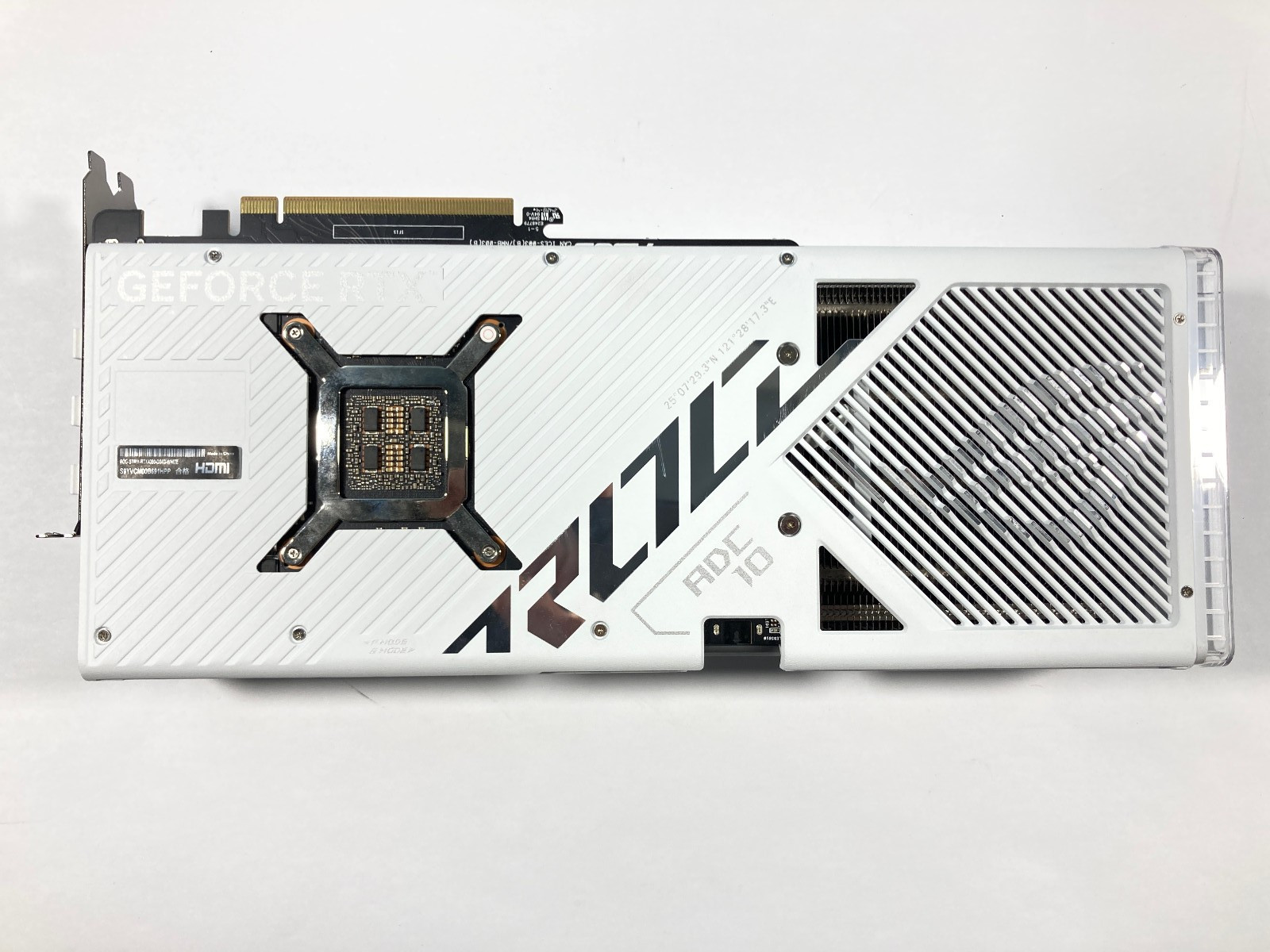 BH 2 GET 1 オファー ASUS ROG Strix - Rtx 4090 24Gb Graphics Card のレビューと価格